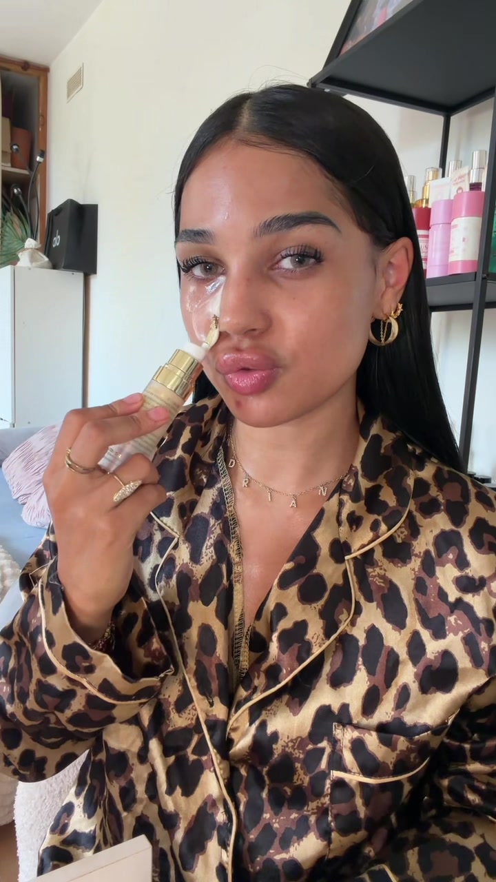 @JULIE🥭