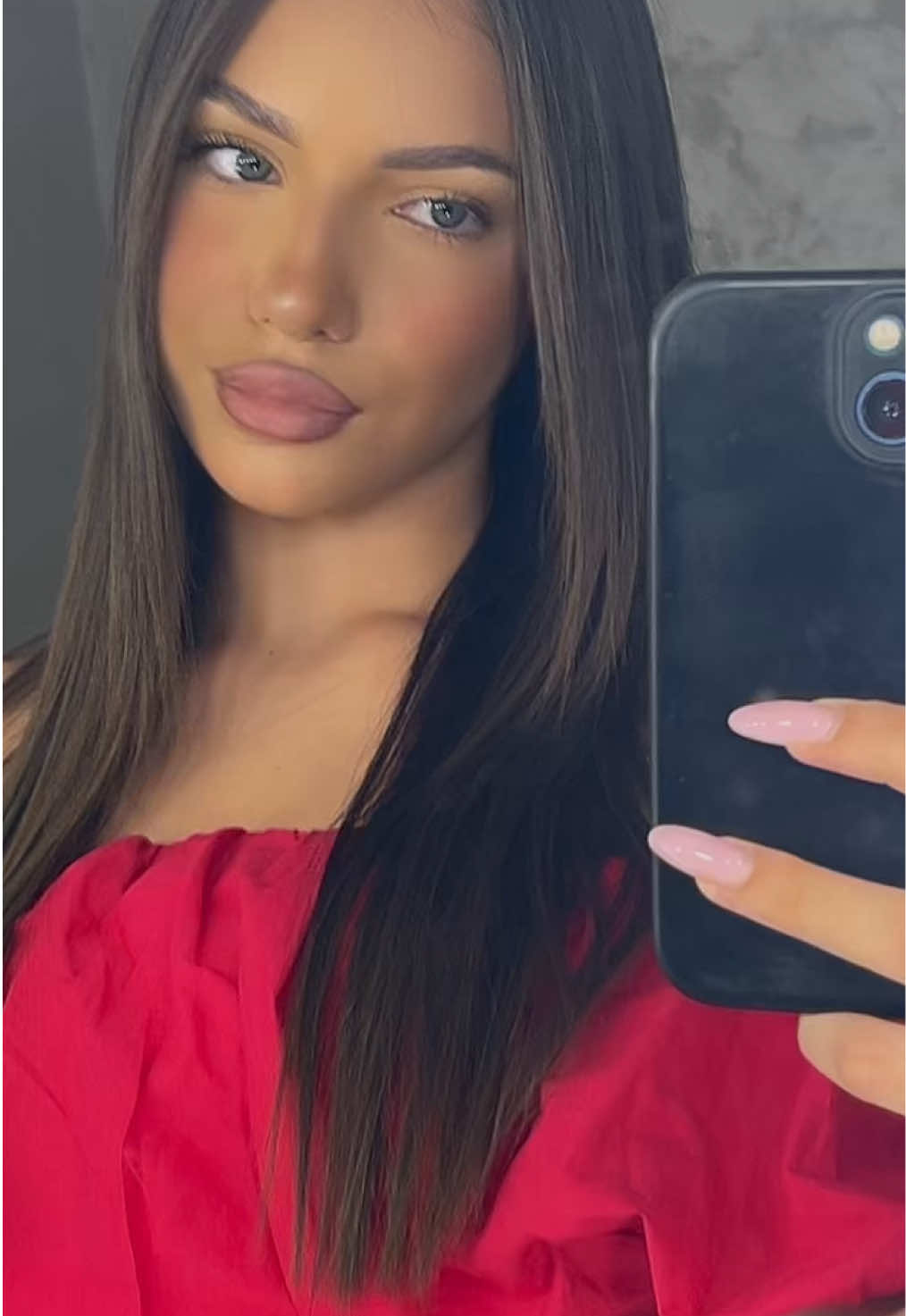 @vvoniicaa