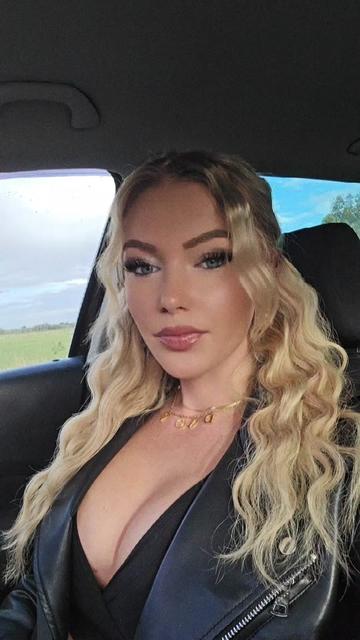 @Angelique Haase 🦋
