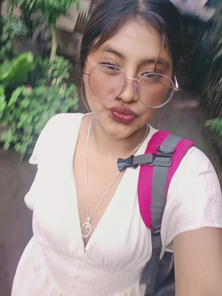 @DANIELA 🌸