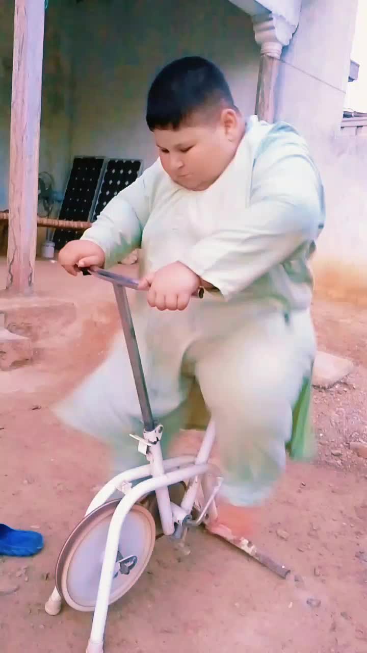 @Chota Khan Baba