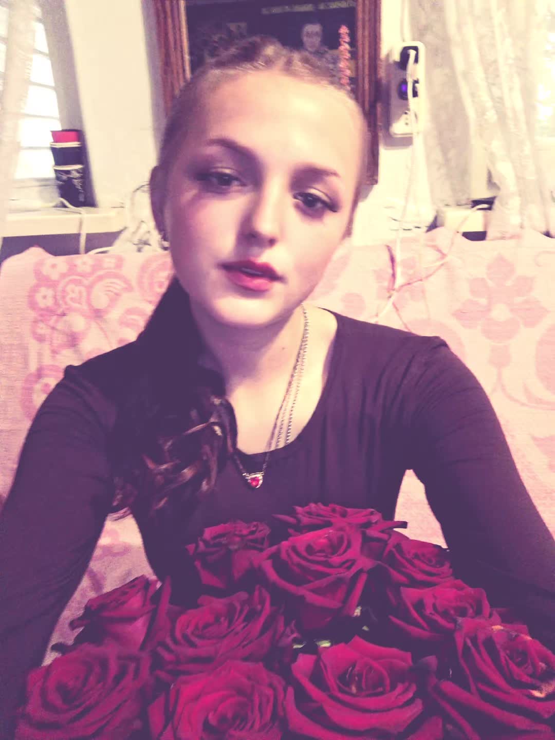 @LILYSIK😇