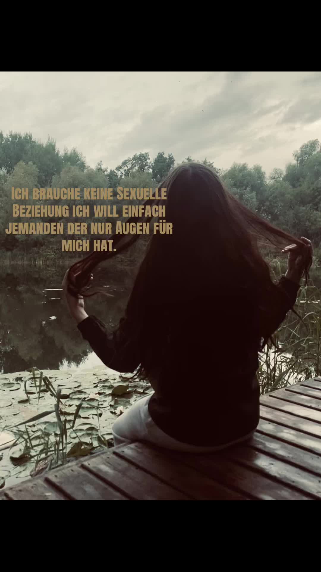@🫐
