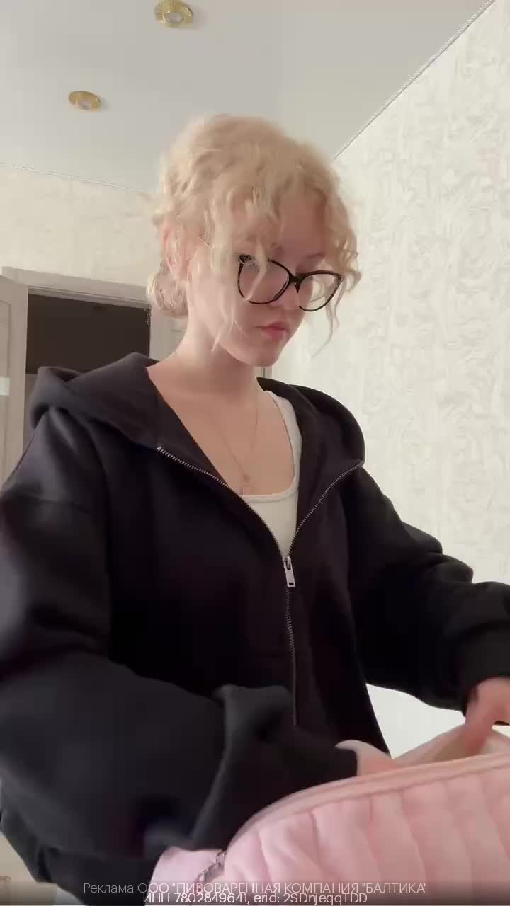 @рия вэсликс <33