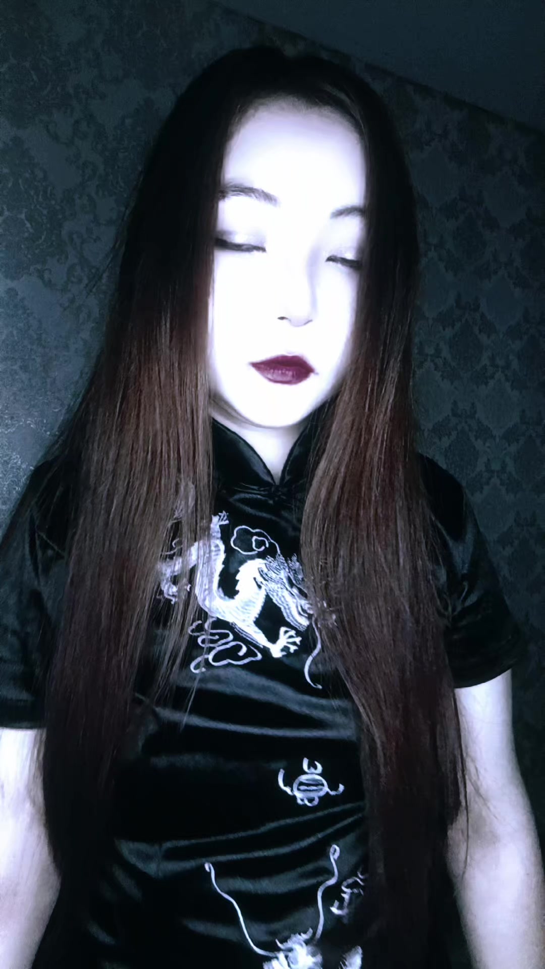 @твоя милая ЦзеЦзе🖤🩶🤍💜
