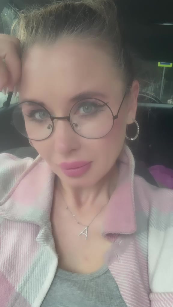 @Александра