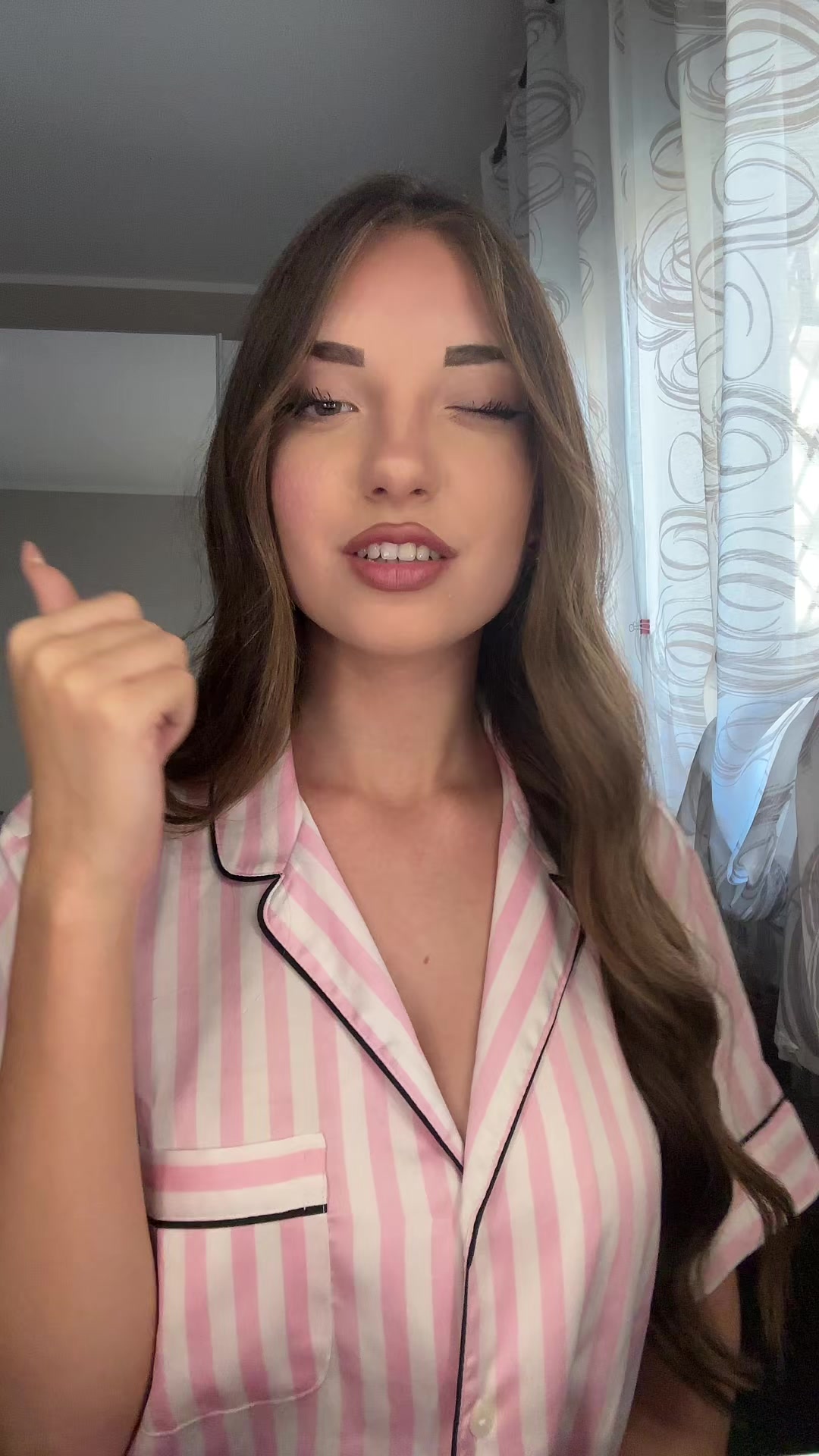 @𝐀 𝐋 𝐄 𝐒 𝐒 𝐈 𝐀