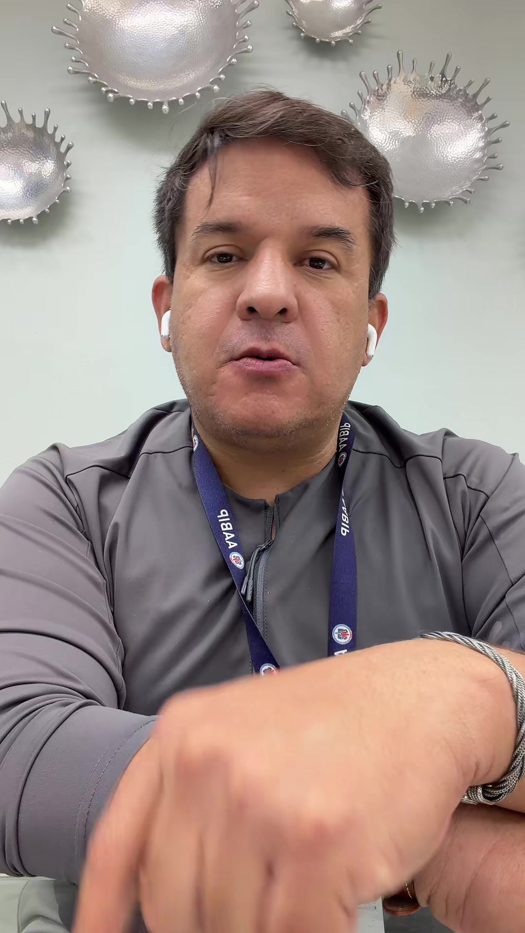@Dr. Vallejo