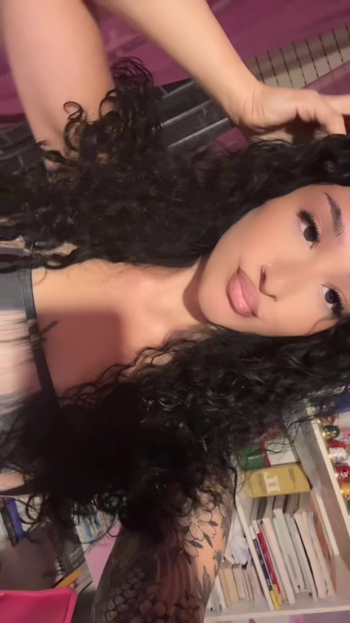 @Aboutmekc_