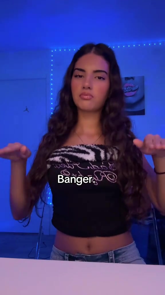@👠