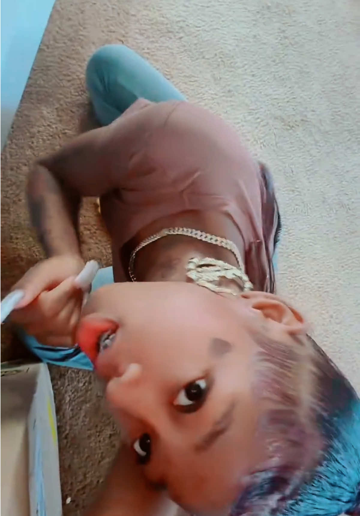 @novabeezyx
