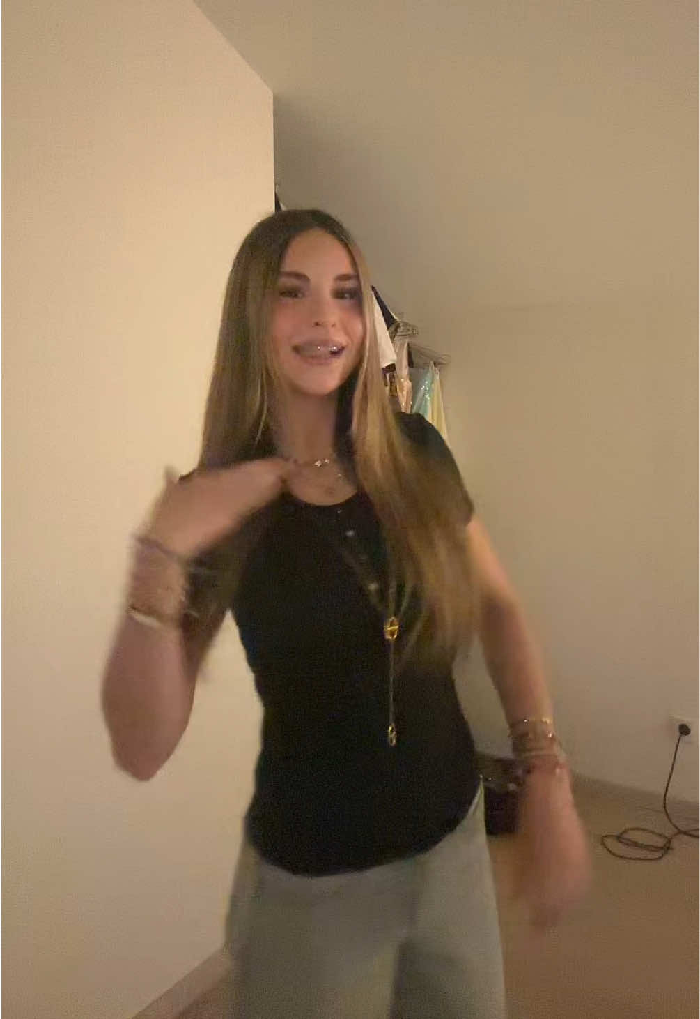 @𝑠𝑜𝑓𝑖𝑎