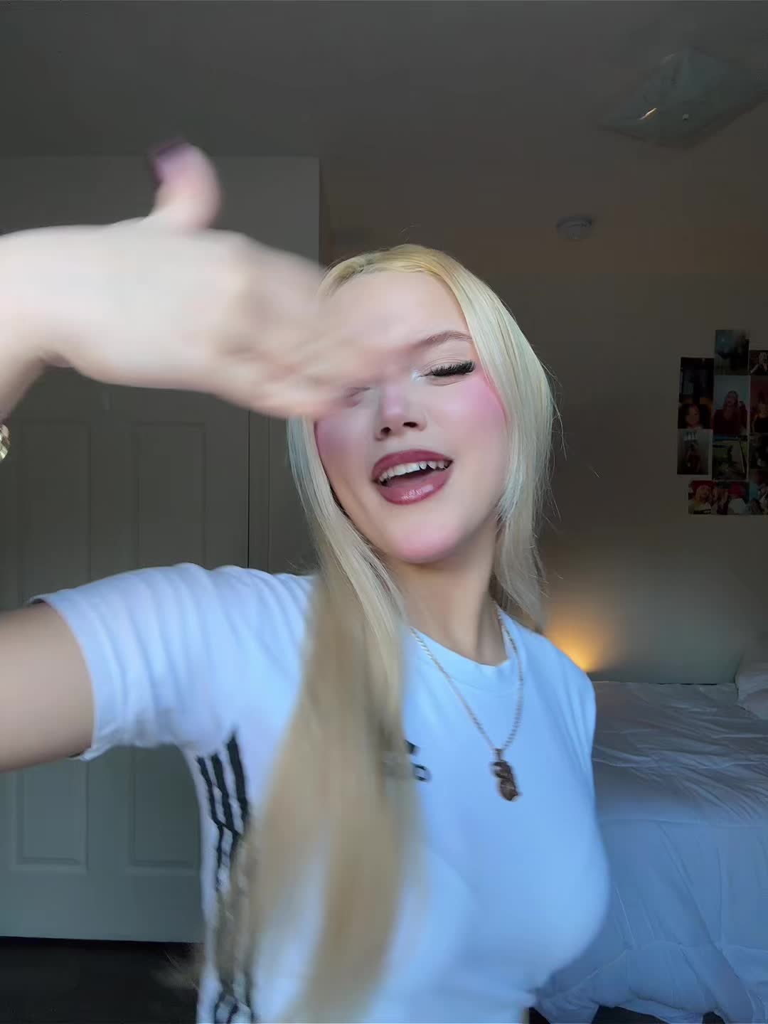 @𝐋𝐈𝐙𝐙𝐈𝐄