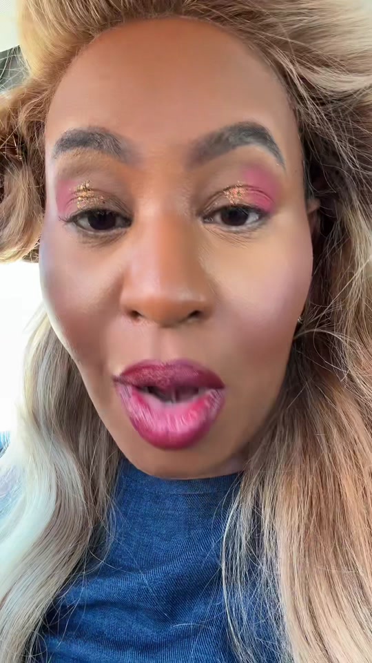 @Nina Beauty Influencer