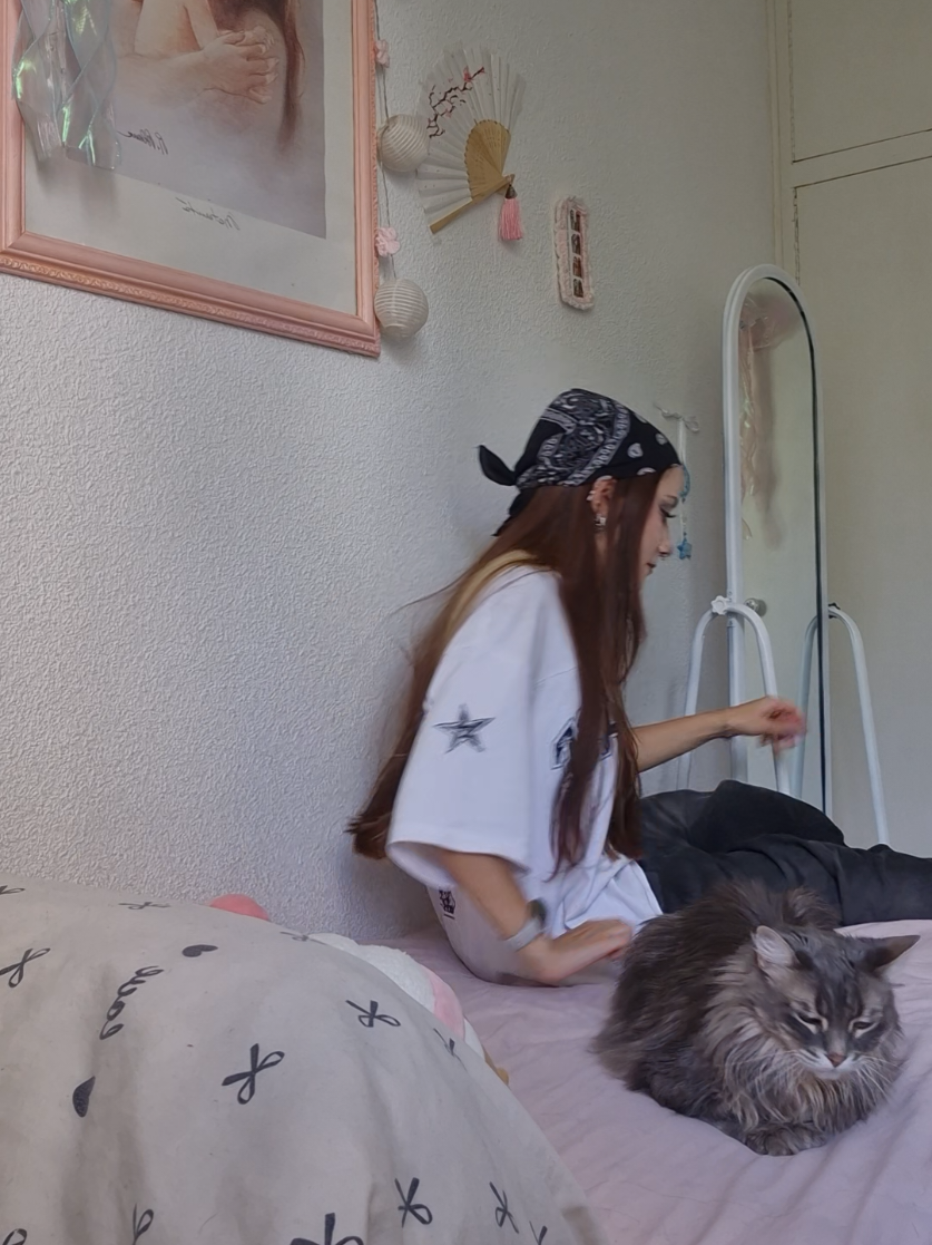 @Azahara ✦🪽