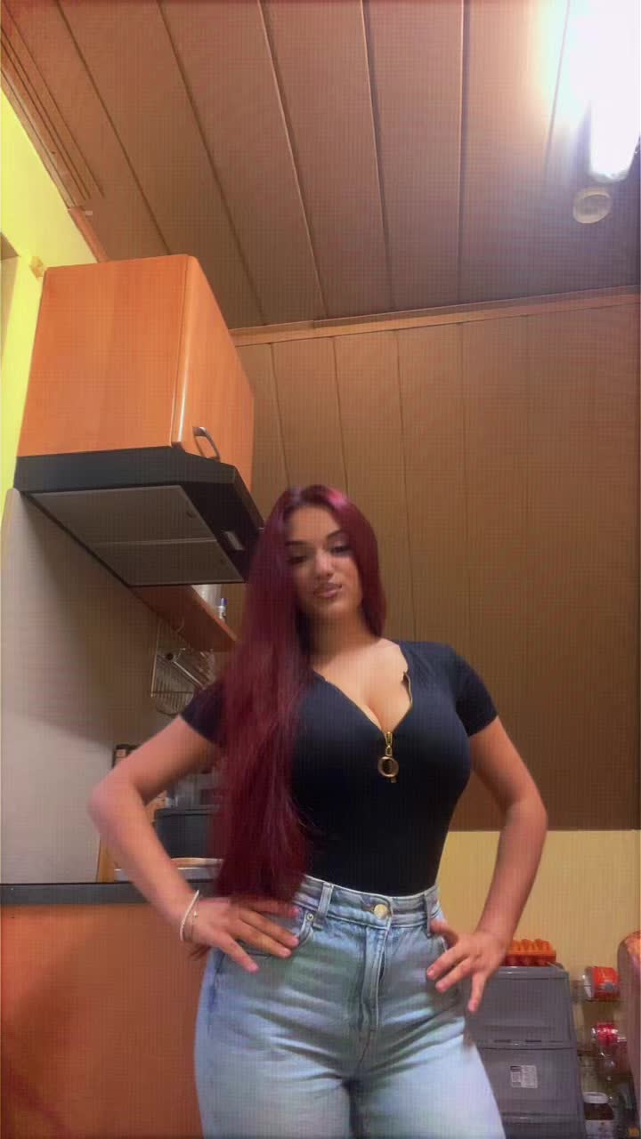 @regina 👑
