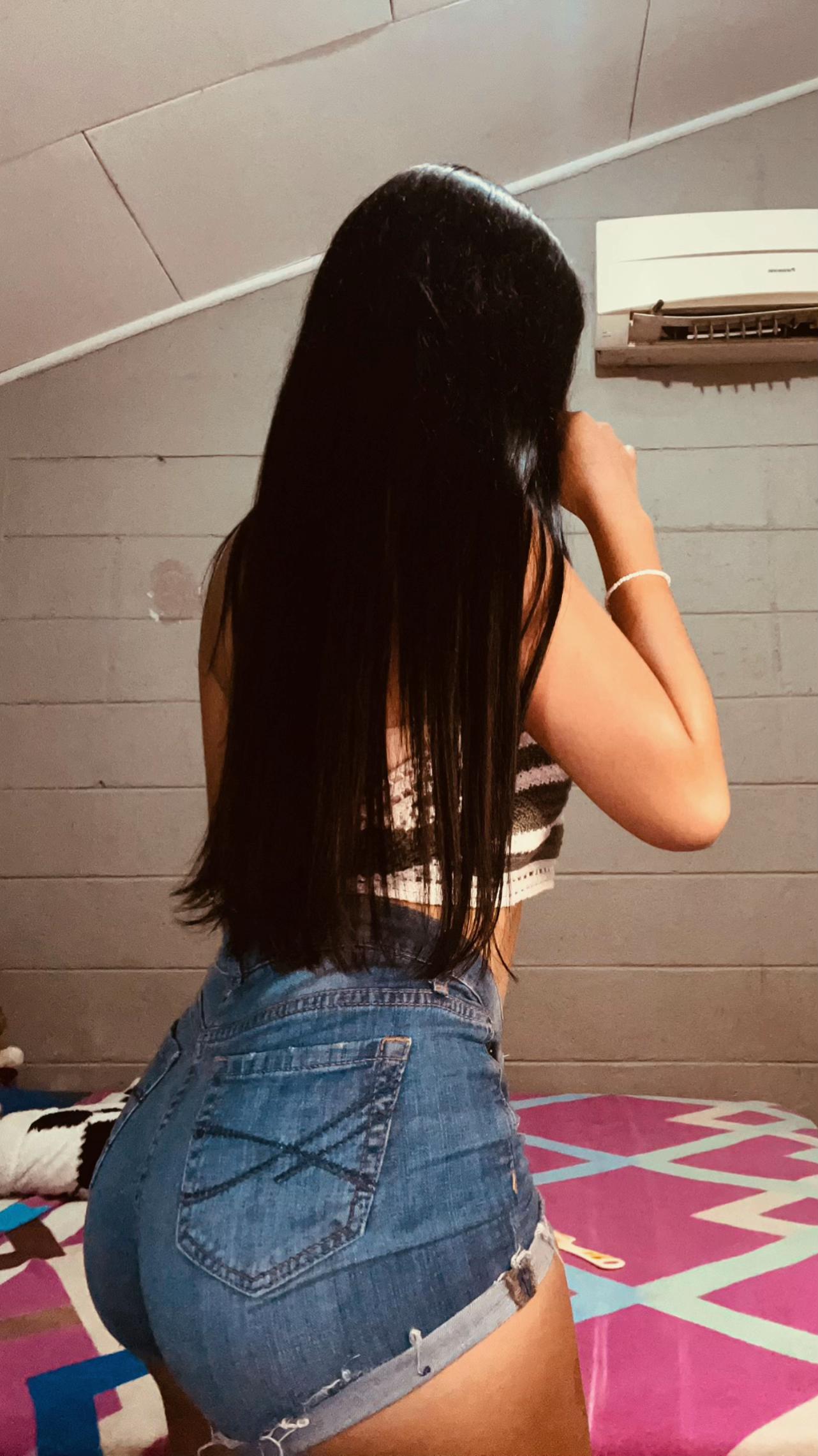 @𝒜𝓂ℯ𝓁𝒾𝒶 𝒮ℴ𝒻𝒾𝒶 🖤🐚