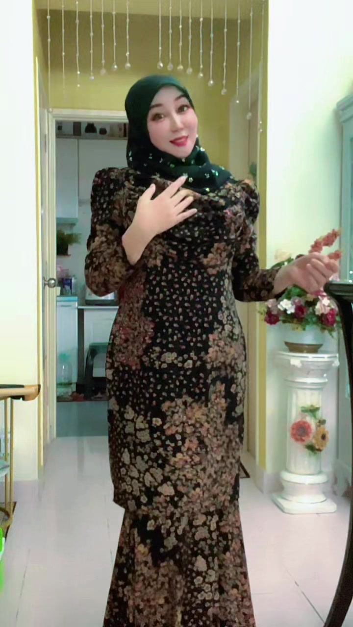@Anies manja