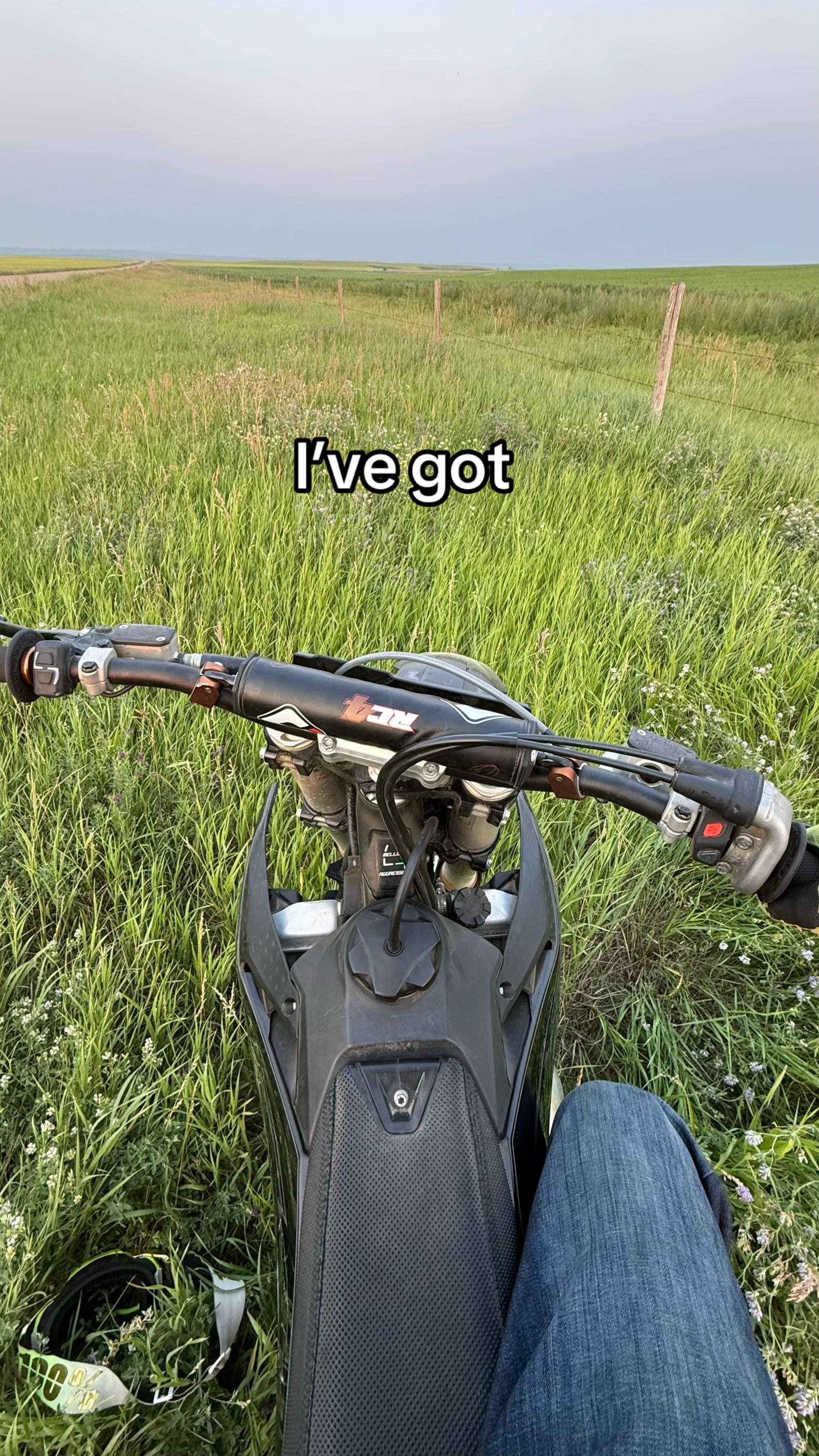@𝓒𝓪𝓼𝓱 🇨🇦