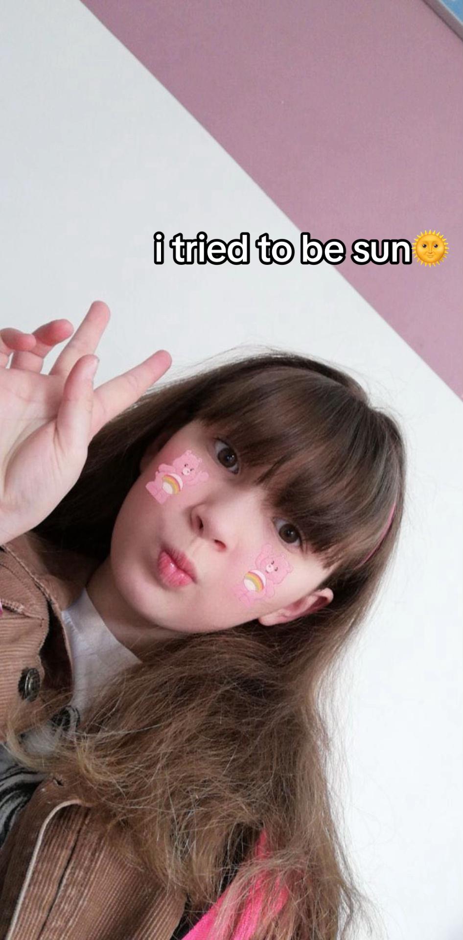 @n4d1@