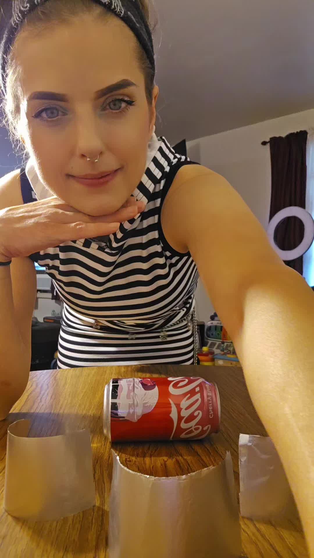 @MeaganRa'e