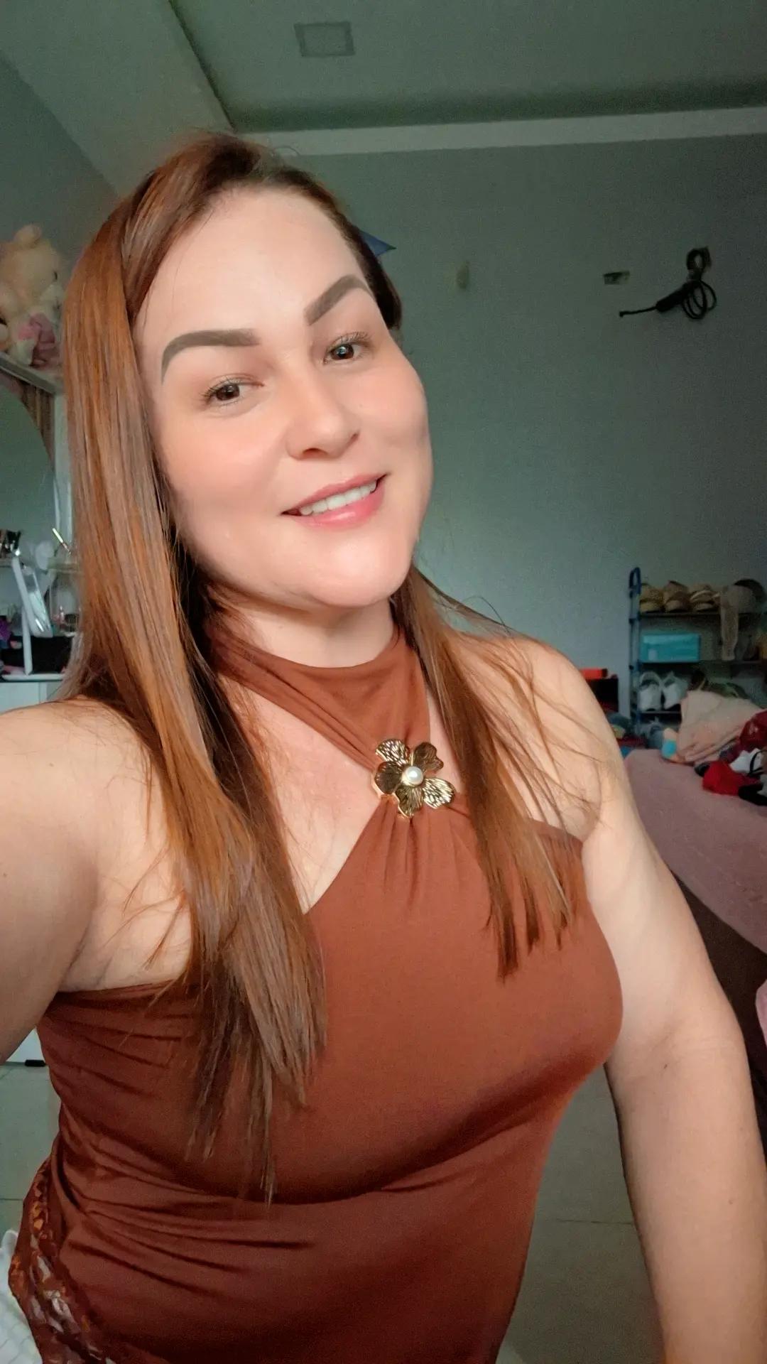 @☘️Chinita Bella☘️