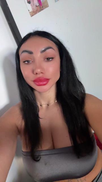 @Cleopatra