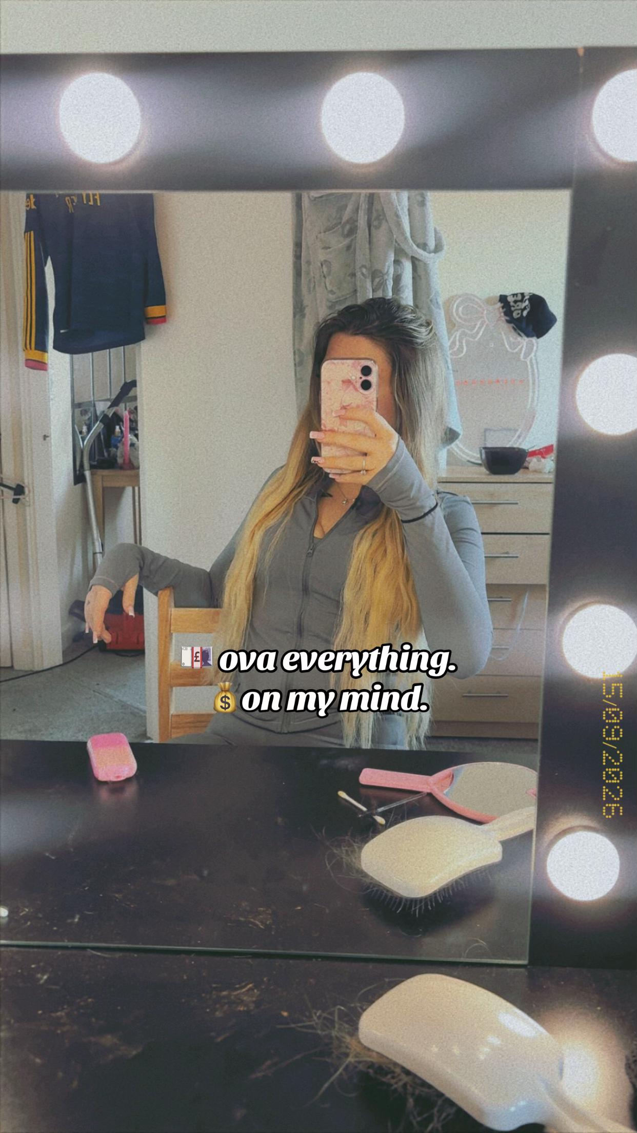 @𝓅𝒽ℴℯ𝒷ℯ 𝓇ℴ𝓈ℯ ♥️