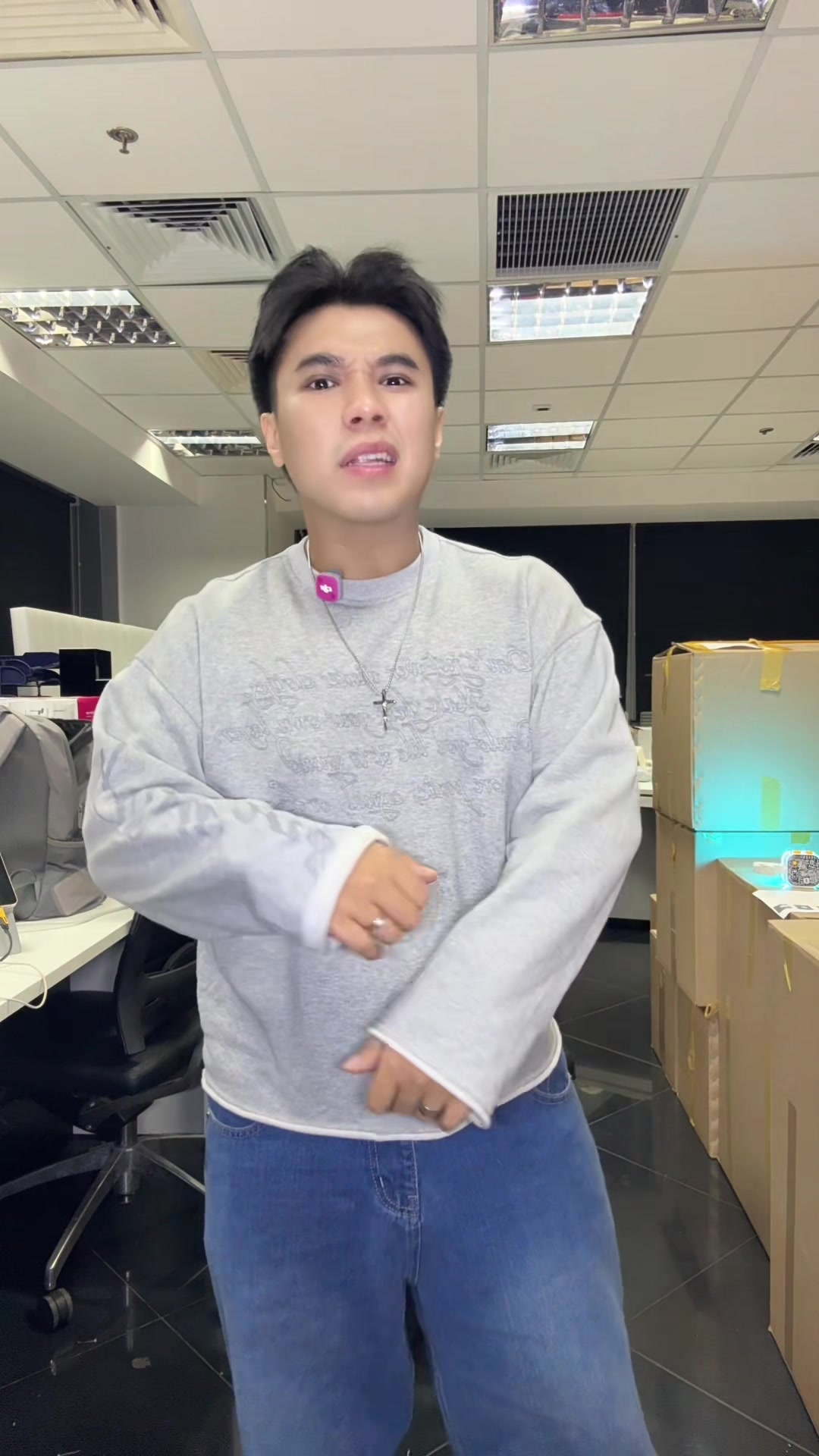 @T&ugrave;ng Mụp N&egrave;
