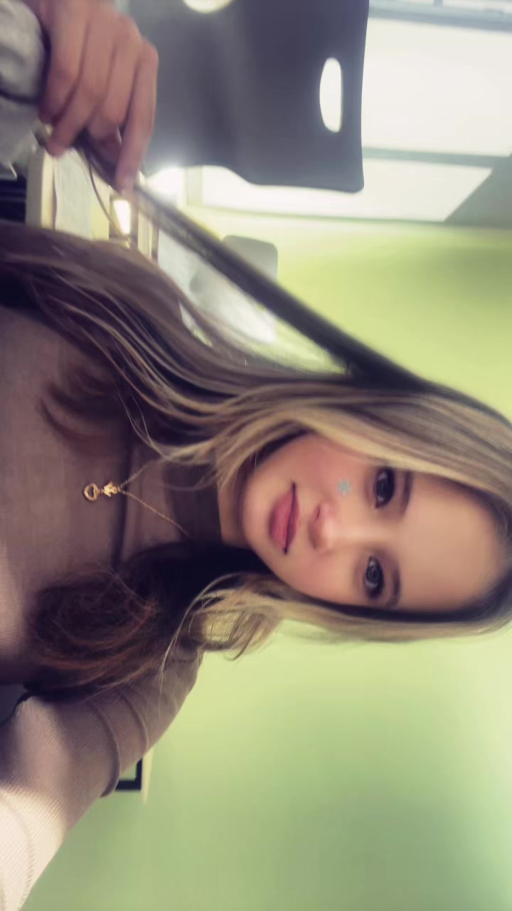 @poli_gwx700