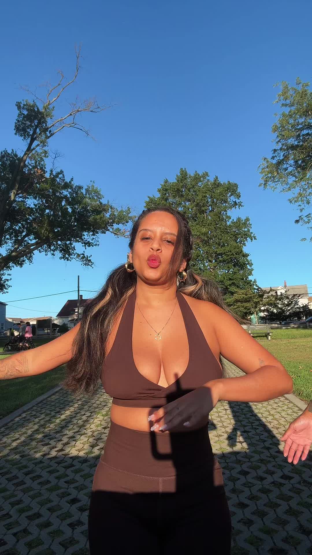 @Sumintramona