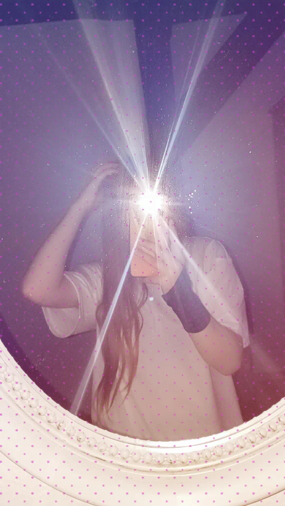@Emely🫆💫