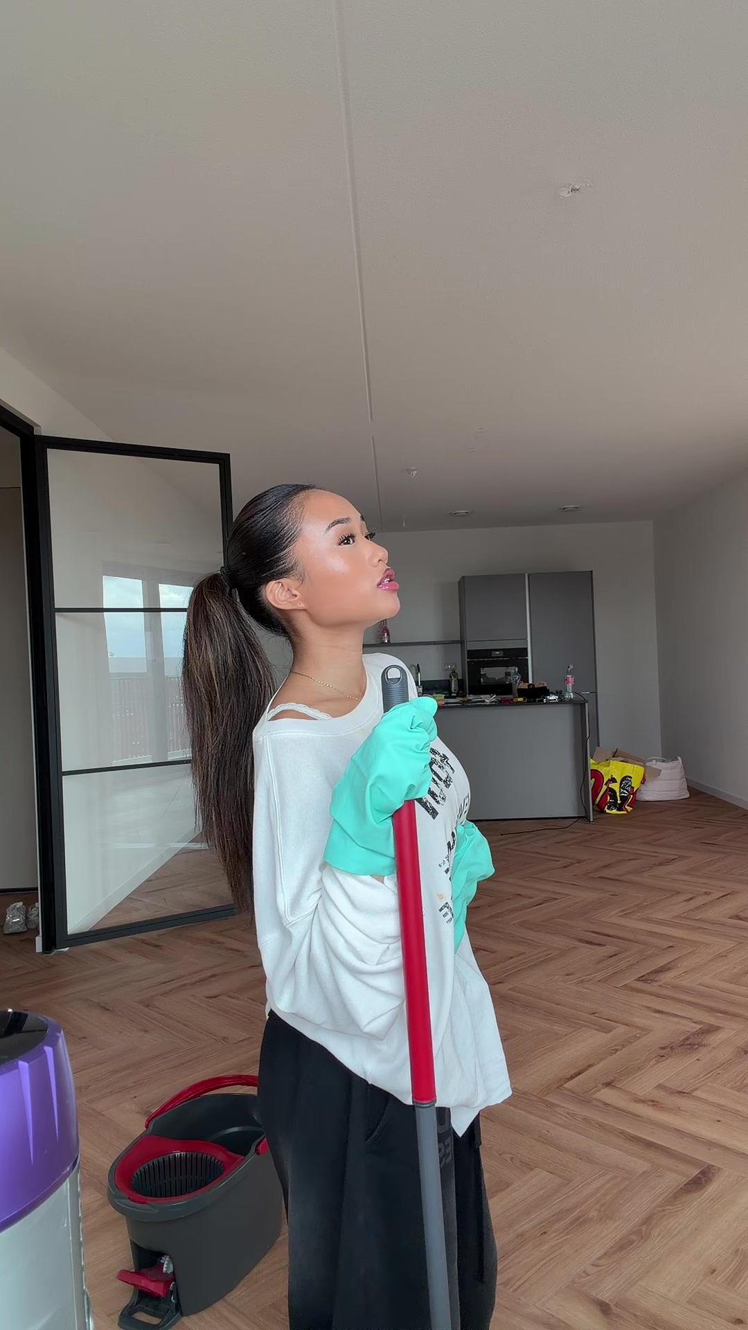 @Demi-N&agrave;hlya