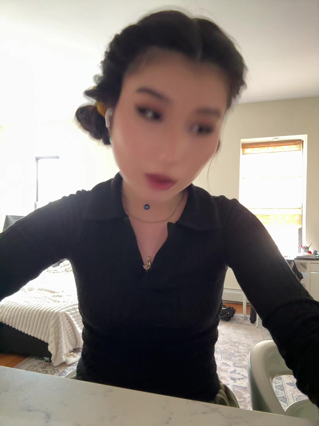 @minëk
