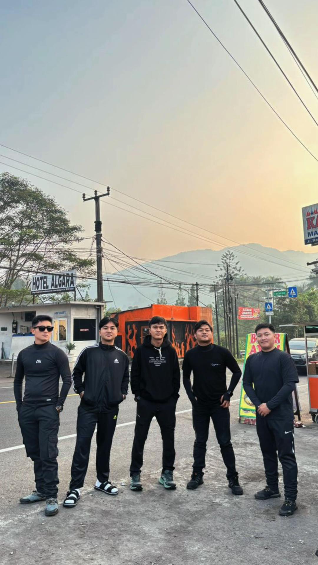 @𝐀𝐦𝐩𝐞𝐫𝐚 𝐇𝐢𝐚 🇮🇩