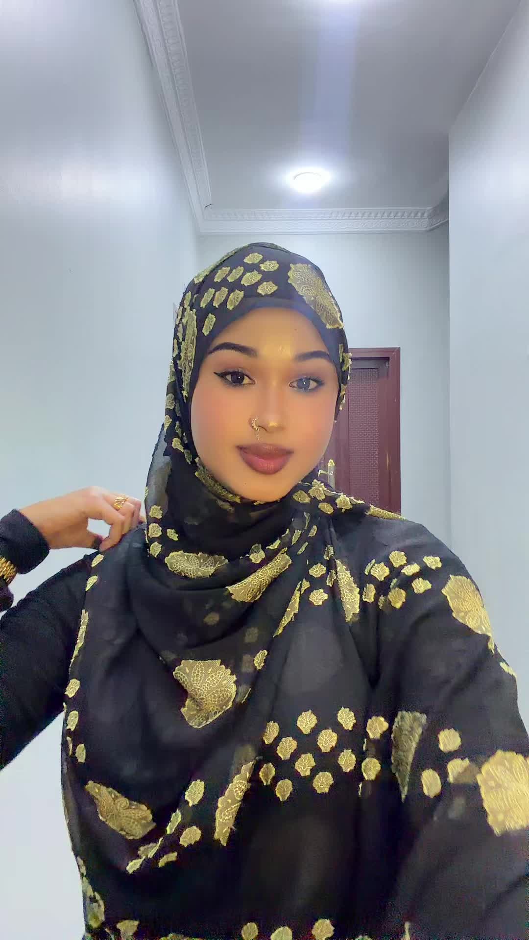 @Queen-aisha🦋