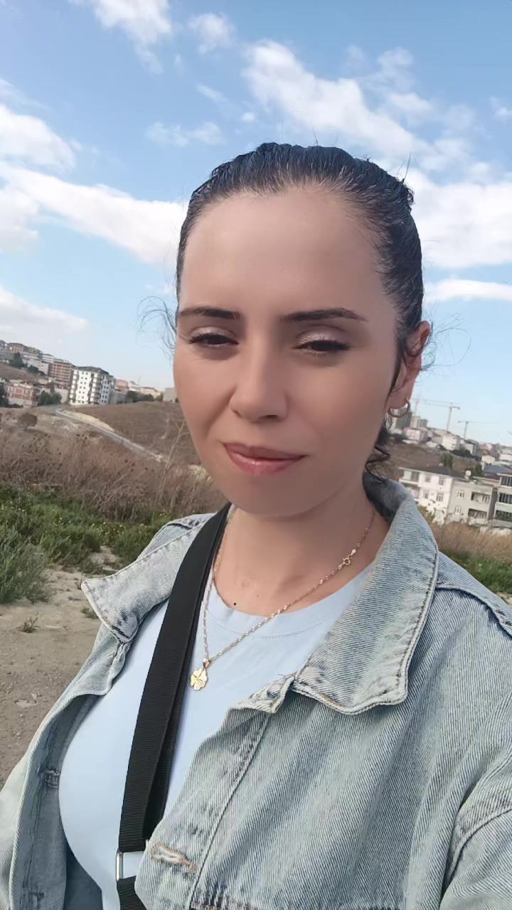 @Mertin annesi🦋0619🦋