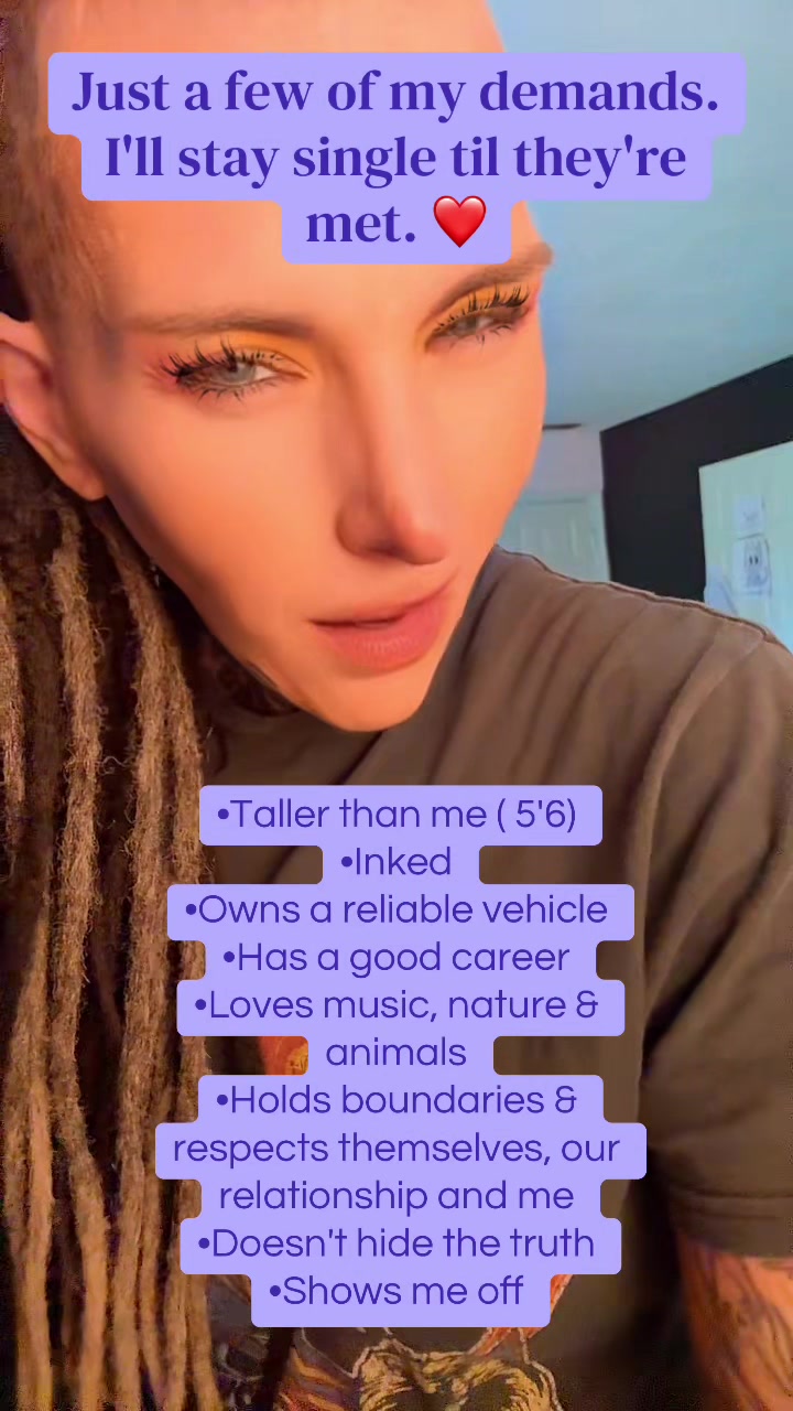 @blue_eyed_menace