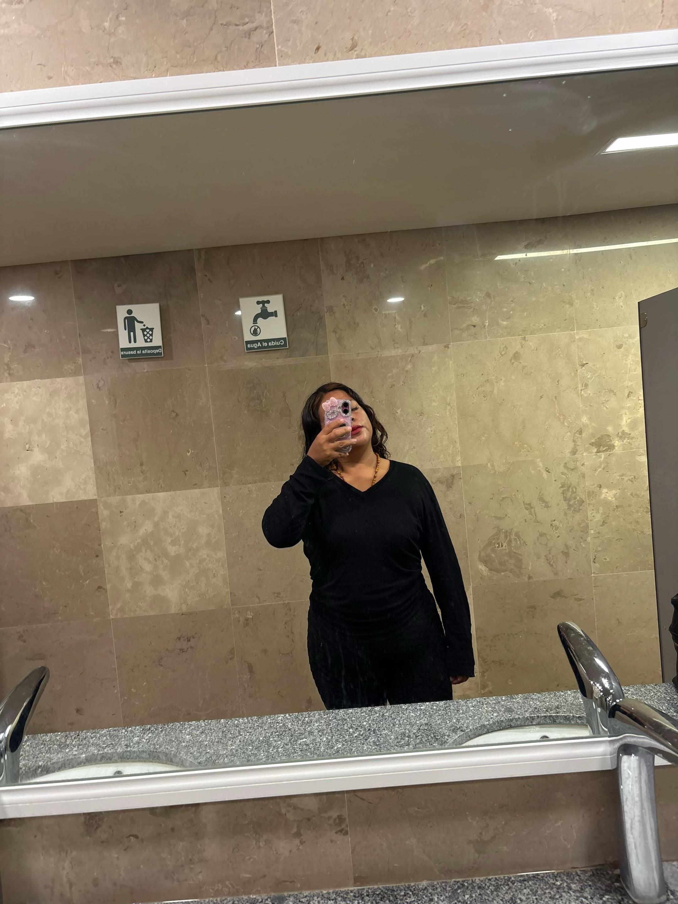 @Gloria