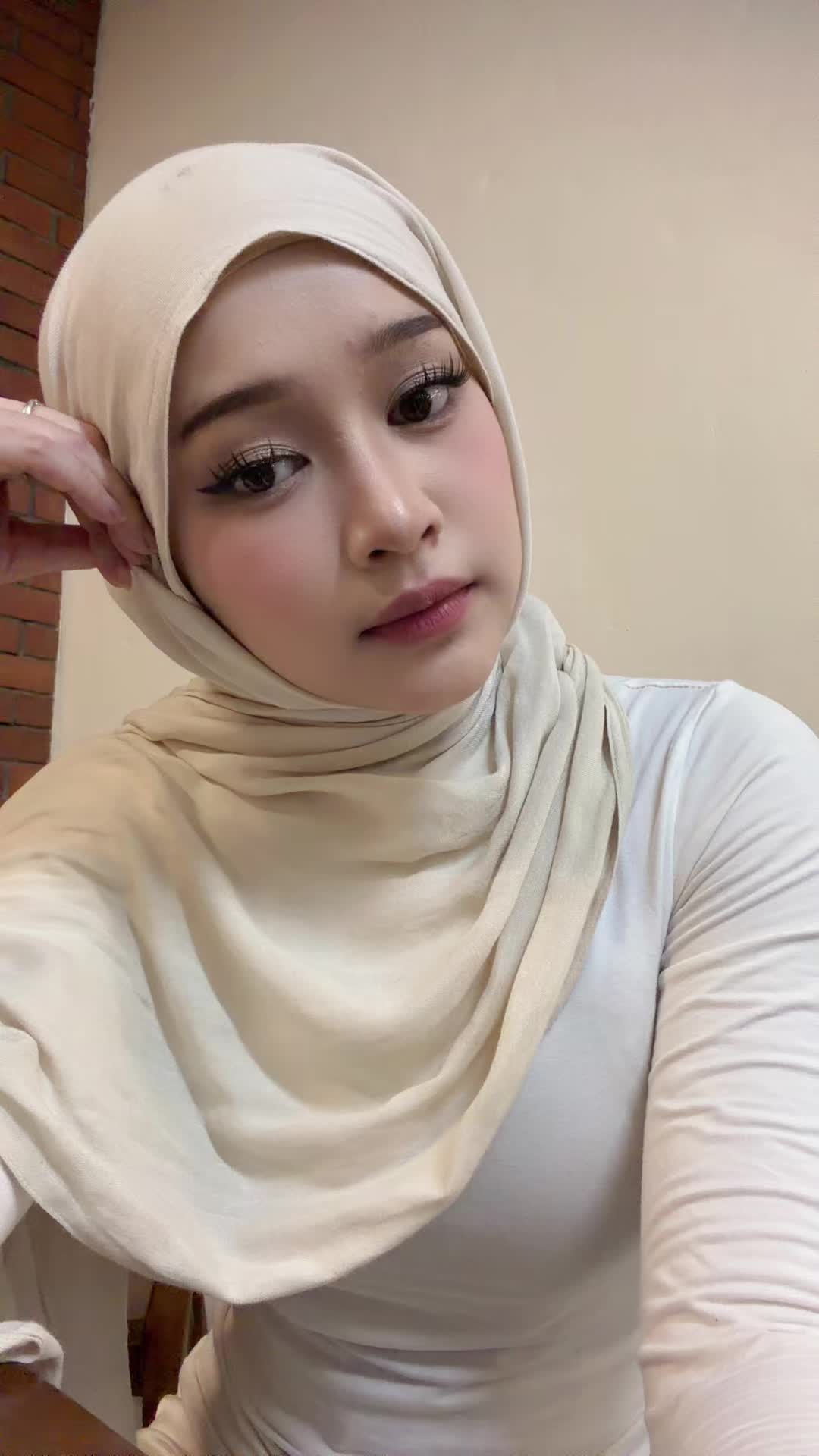 @Hyuraz