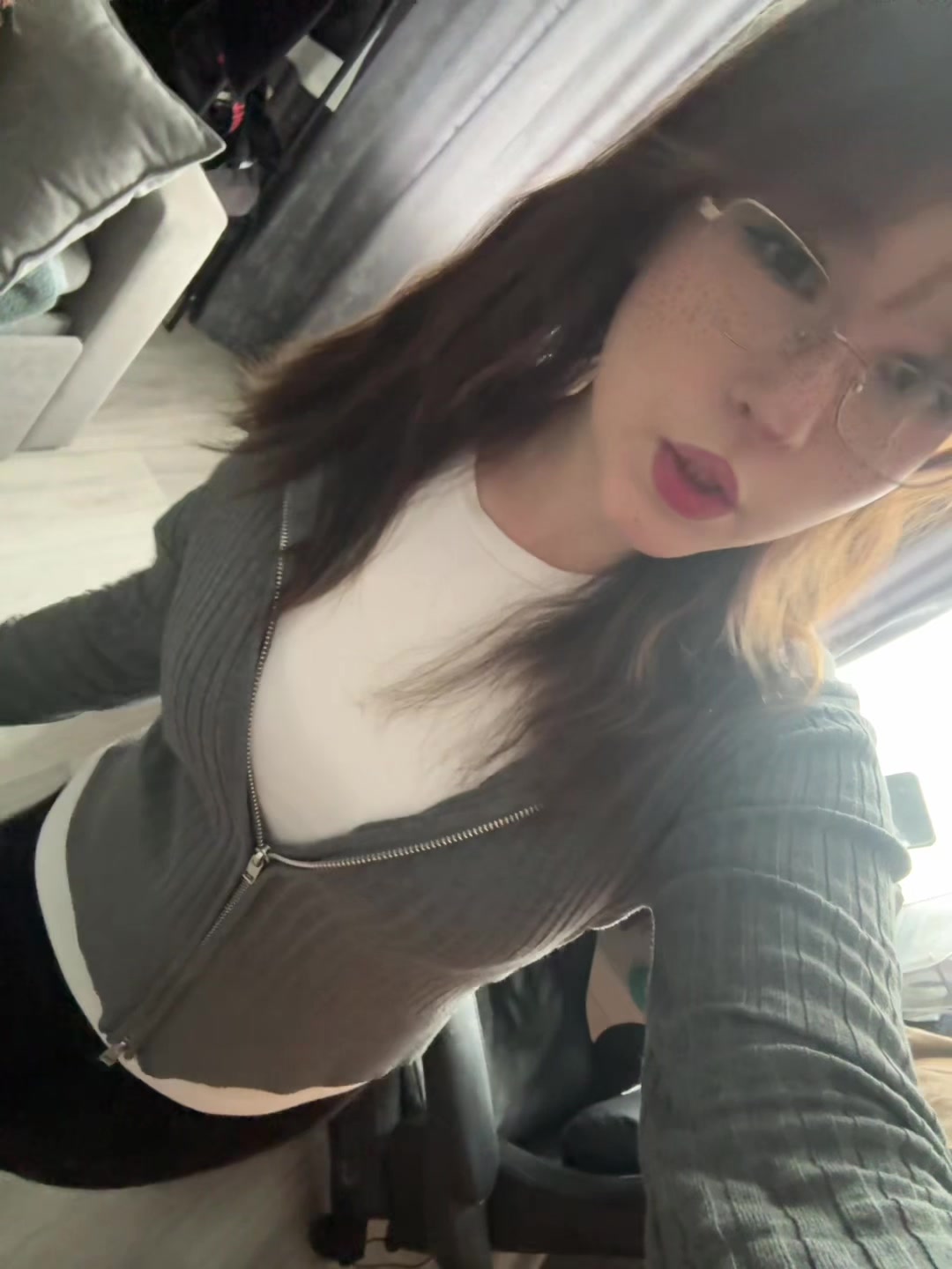 @sphiasz