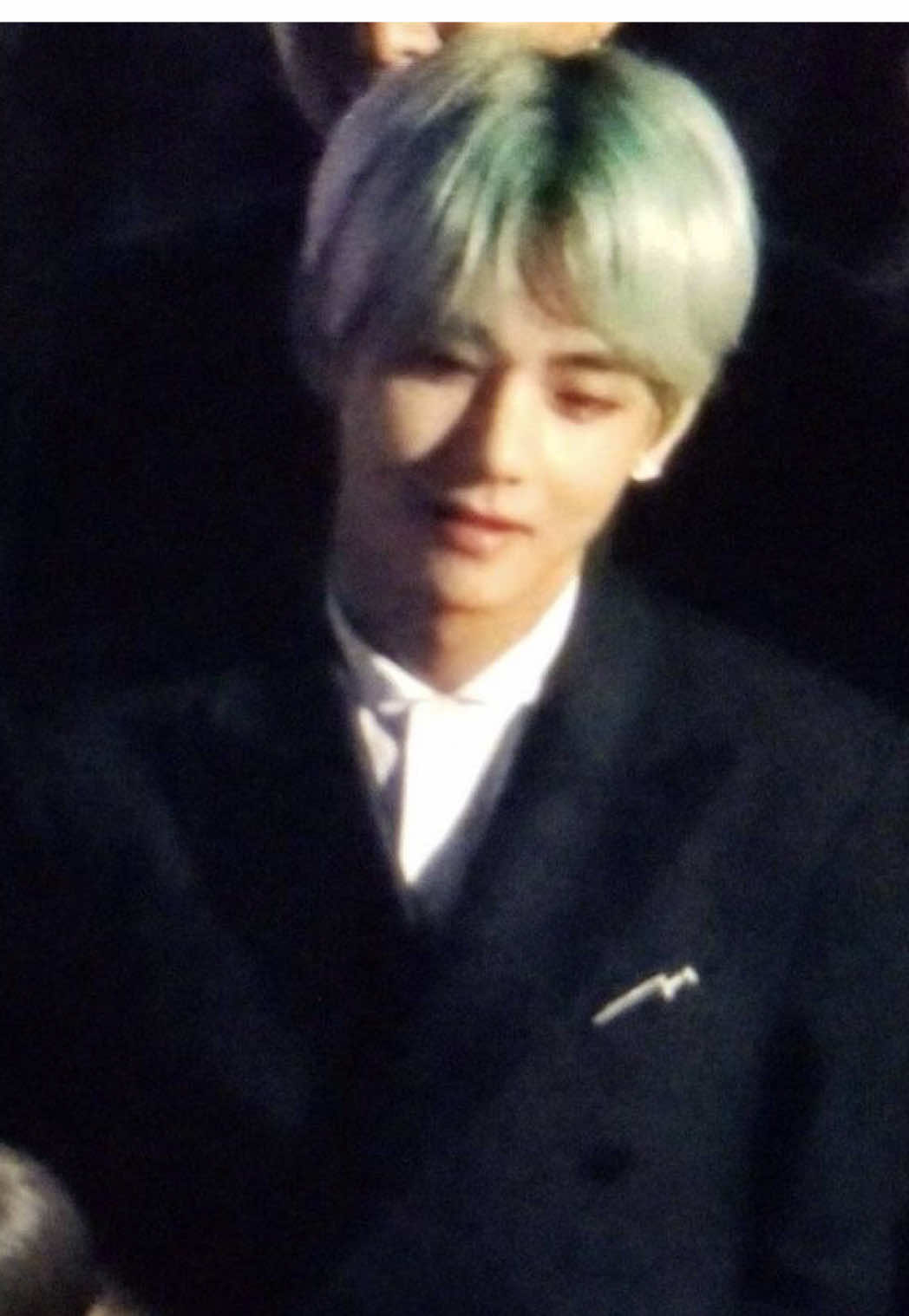 @min !!🐰ᥫ᭡. saw bts