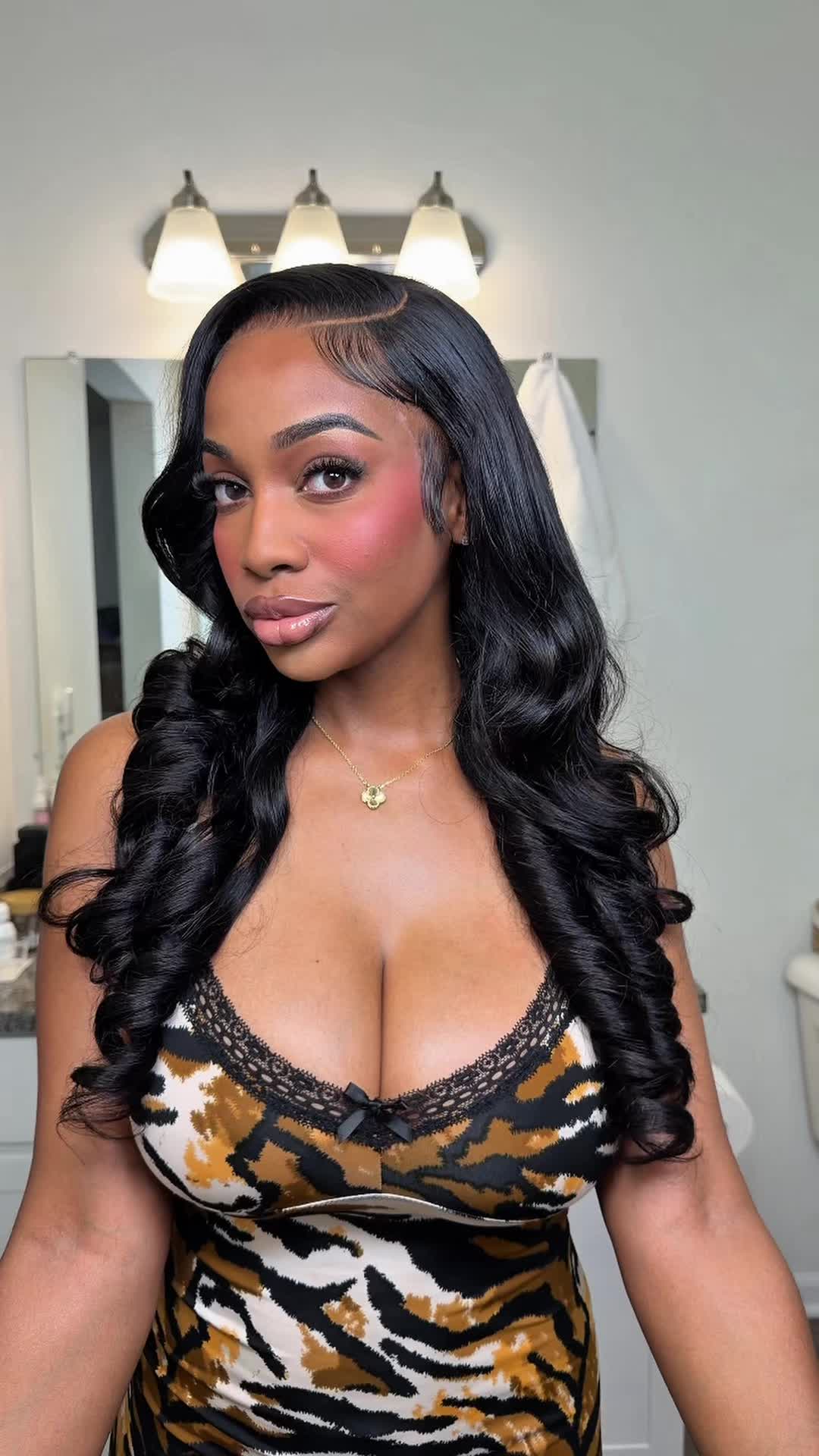@JASMINE NIKKAI