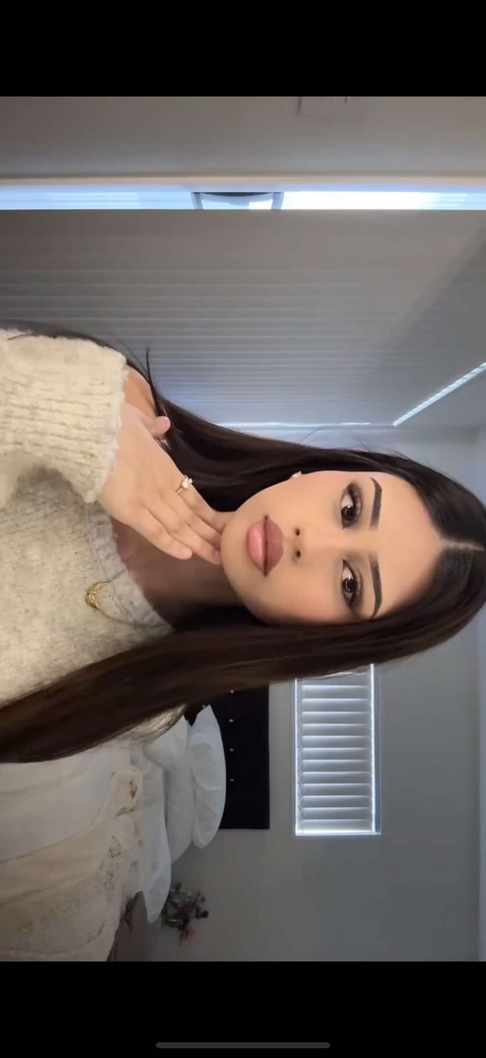@RY