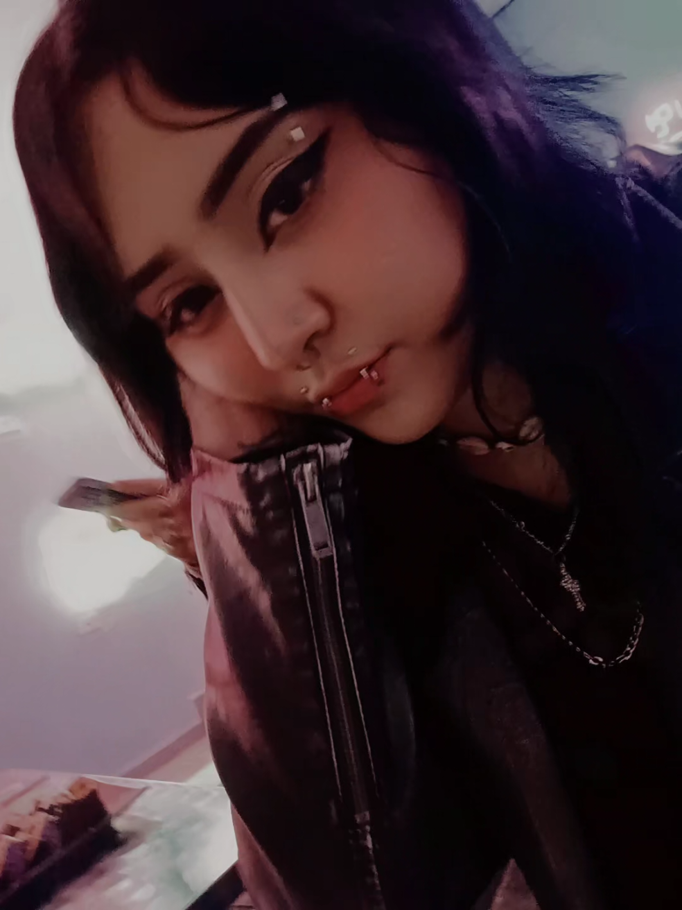 @♡𝑹𝒐𝒙𝒚_𝒉𝑟♡✞︎🦂✞︎