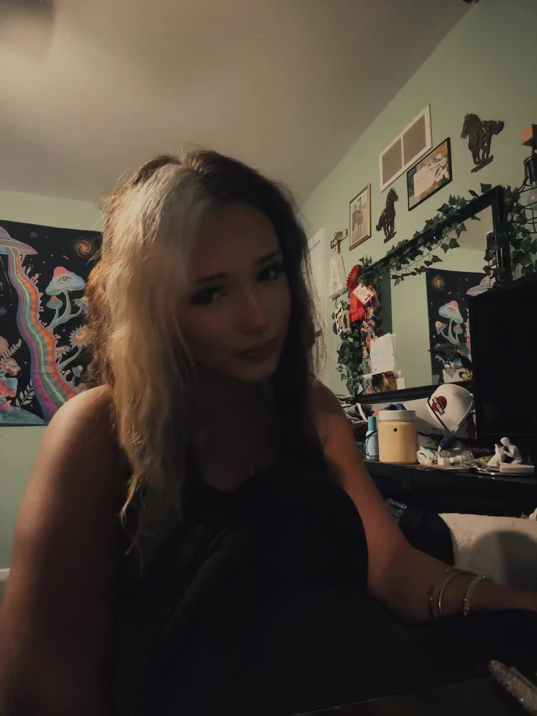 @lys