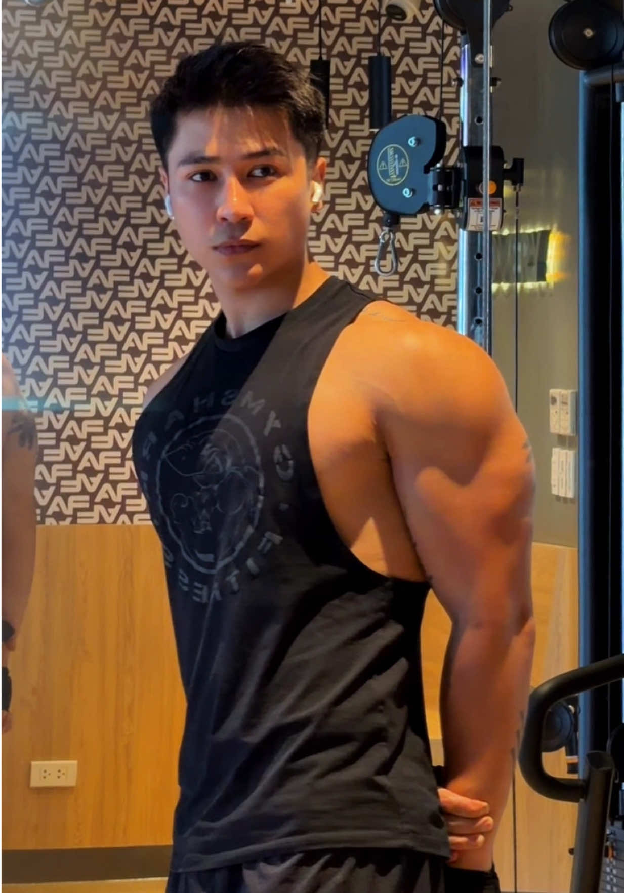@Kristzan Delos Santos