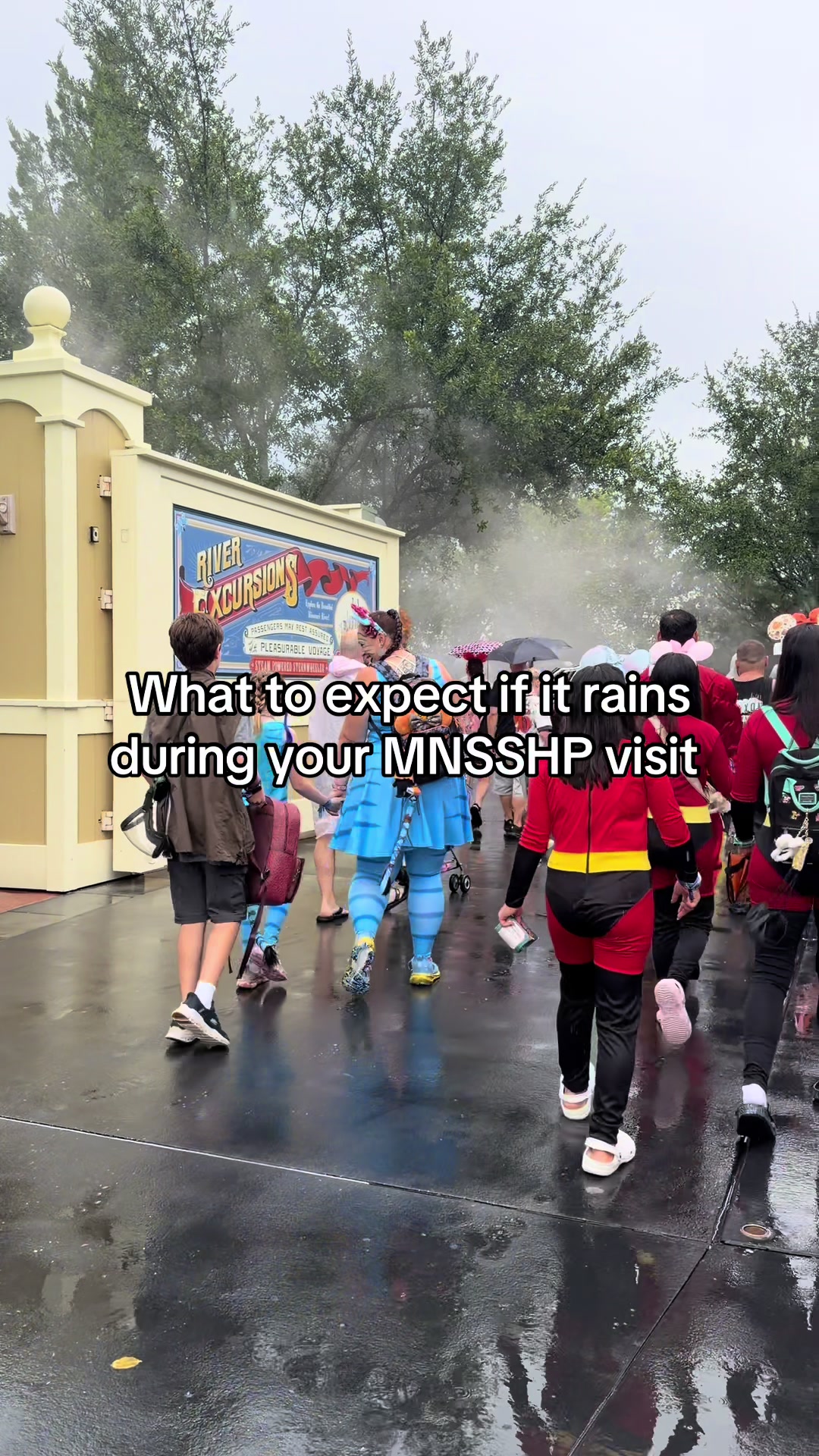 @Jamie Lynn 🏰🧚🐭🍿🥨🥀✨
