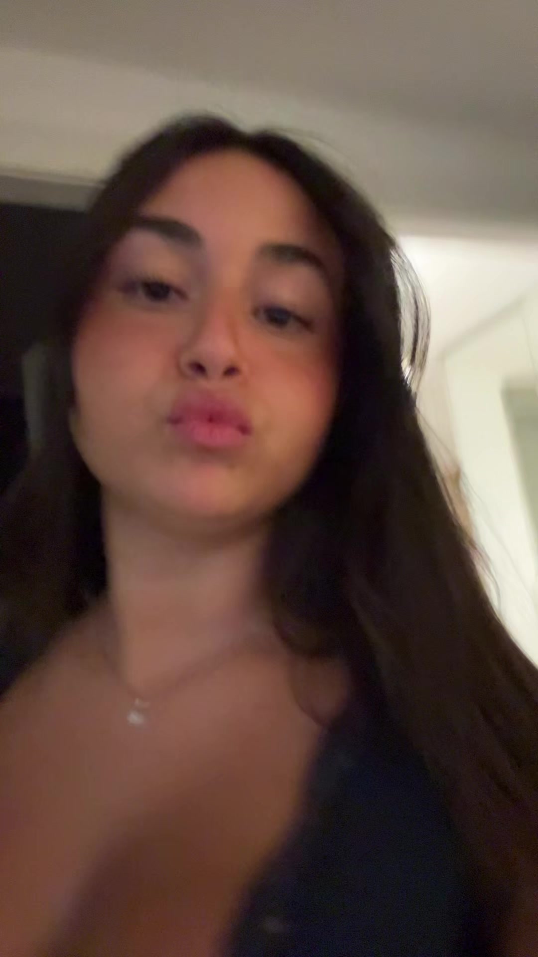 @Yaliii
