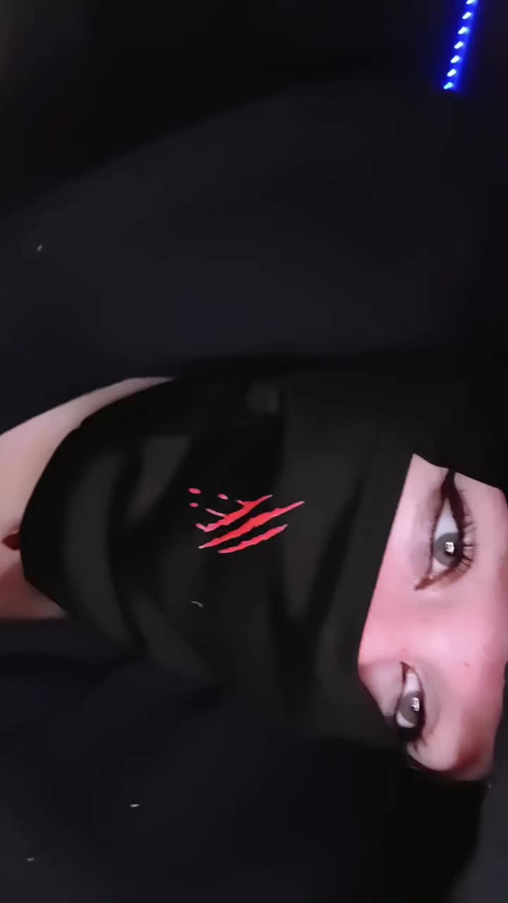 @\( ᜊﬞﬞ )/ ᶻ 𝗓 𐰁